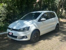 VOLKSWAGEN FOX 1.6 CONNECT FLEX 2019 /2019 NEURI VEÍCULOS LAJEADO / Carros no Vale