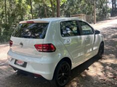 VOLKSWAGEN FOX 1.6 CONNECT FLEX 2019 /2019 NEURI VEÍCULOS LAJEADO / Carros no Vale