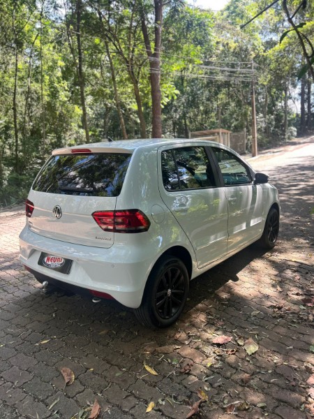 VOLKSWAGEN FOX 1.6 CONNECT FLEX 2019 /2019 NEURI VEÍCULOS LAJEADO / Carros no Vale