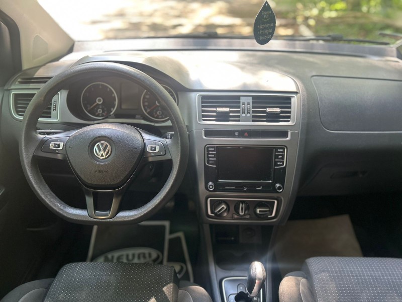 VOLKSWAGEN FOX 1.6 CONNECT FLEX 2019 /2019 NEURI VEÍCULOS LAJEADO / Carros no Vale