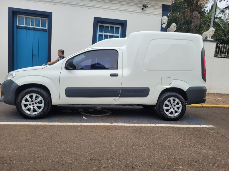 FIAT FIORINO FURGAO HARD WORKING 1.4 EVO 8V 2018/2018 ADRIANO VEÍCULOS CRUZEIRO DO SUL / Carros no Vale