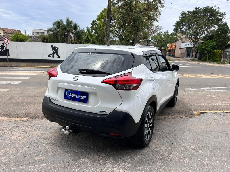 NISSAN KICKS S 1.6 16V FLEX 5P AUT 2018/2018 LS MULTIMARCAS VENÂNCIO AIRES / Carros no Vale