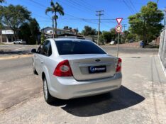 FORD FOCUS SEDAN 2.0 16V/2.0 16V FLEX 4P AUT. 2012/2013 LS MULTIMARCAS VENÂNCIO AIRES / Carros no Vale