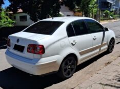 VOLKSWAGEN POLO SEDAN 1.6 8V 2012/2012 STOPCAR MULTIMARCAS ESTRELA / Carros no Vale