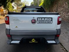 FIAT STRADA HARD WORK 1.4 CS 2018/2018 ESTAÇÃO DO CARRO ESTRELA / Carros no Vale