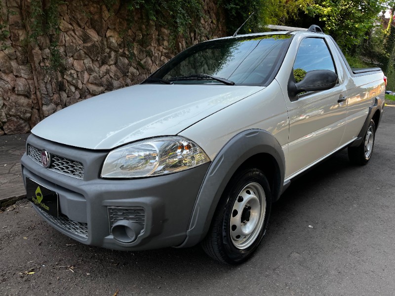 FIAT STRADA HARD WORK 1.4 CS 2018/2018 ESTAÇÃO DO CARRO ESTRELA / Carros no Vale