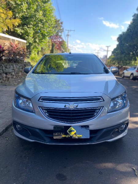 CHEVROLET ONIX LTZ 1.4 2013/2014 ESTAÇÃO DO CARRO ESTRELA / Carros no Vale