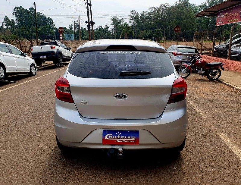 FORD KA 1.0 SE PLUS 2014/2015 CRUZEIRO MULTIMARCAS CRUZEIRO DO SUL / Carros no Vale