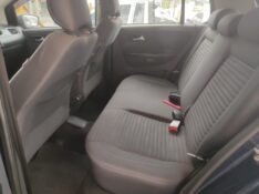 VOLKSWAGEN CROSSFOX GII 1.6 2011/2012 ALTERNATIVA VEÍCULOS LAJEADO / Carros no Vale