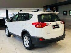 TOYOTA RAV4 2.0 4X2 2014/2014 JOÃO CARROS MULTIMARCAS GUAPORÉ / Carros no Vale