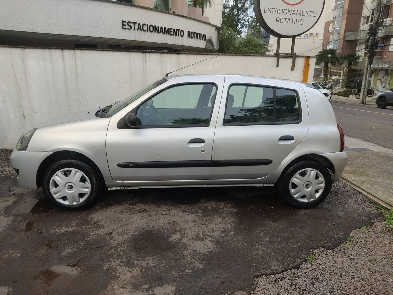 RENAULT CLIO 1.0 CAMPUS - 2011