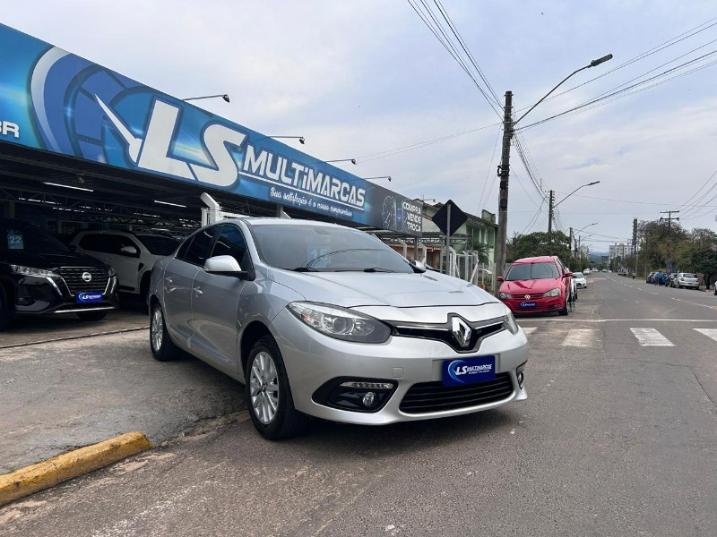 RENAULT FLUENCE 2.0 DYNAMIQUE 16V FLEX 4P AUTOMÁTICO 2014/2015 LS MULTIMARCAS VENÂNCIO AIRES / Carros no Vale