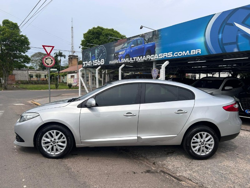 RENAULT FLUENCE 2.0 DYNAMIQUE 16V FLEX 4P AUTOMÁTICO 2014/2015 LS MULTIMARCAS VENÂNCIO AIRES / Carros no Vale