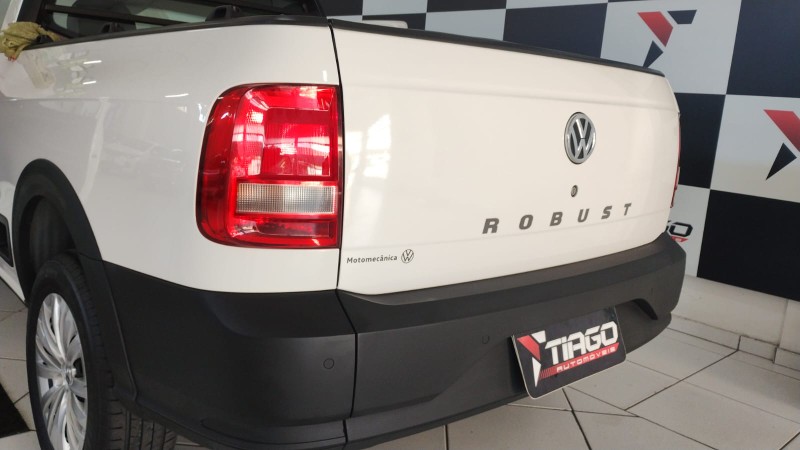 VOLKSWAGEN SAVEIRO ROBUST 1.6 FLEX 2023/2023 TIAGO AUTOMÓVEIS VENÂNCIO AIRES / Carros no Vale