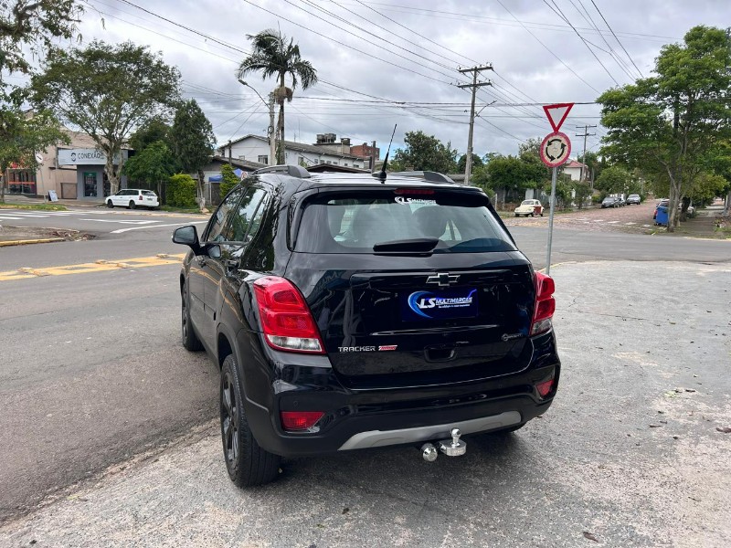 CHEVROLET TRACKER MIDNIGHT 1.4 TURBO 2018/2019 LS MULTIMARCAS VENÂNCIO AIRES / Carros no Vale