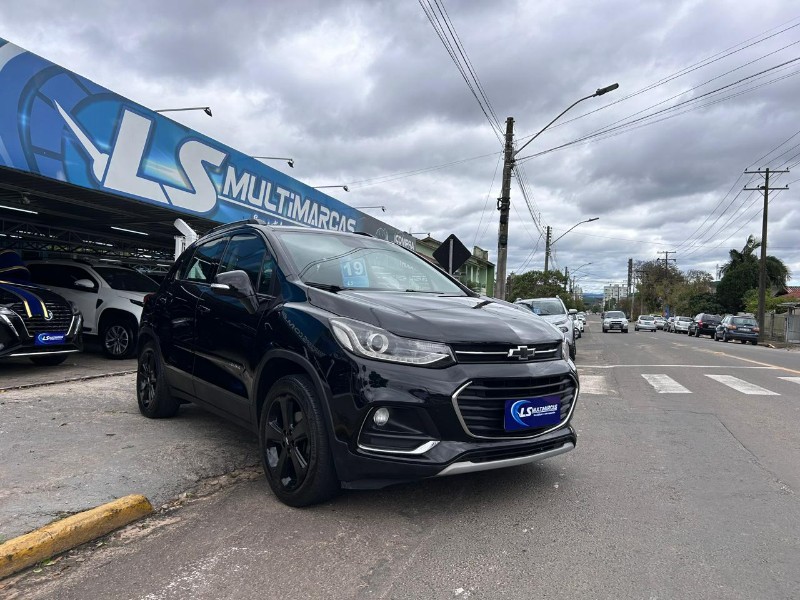 CHEVROLET TRACKER MIDNIGHT 1.4 TURBO 2018/2019 LS MULTIMARCAS VENÂNCIO AIRES / Carros no Vale