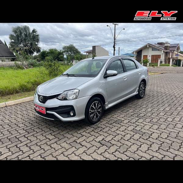 TOYOTA ETIOS 1.5 PLATINUM SEDAN 16V - 2018