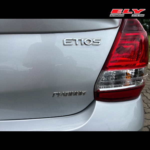 TOYOTA ETIOS 1.5 PLATINUM SEDAN 16V - 2018