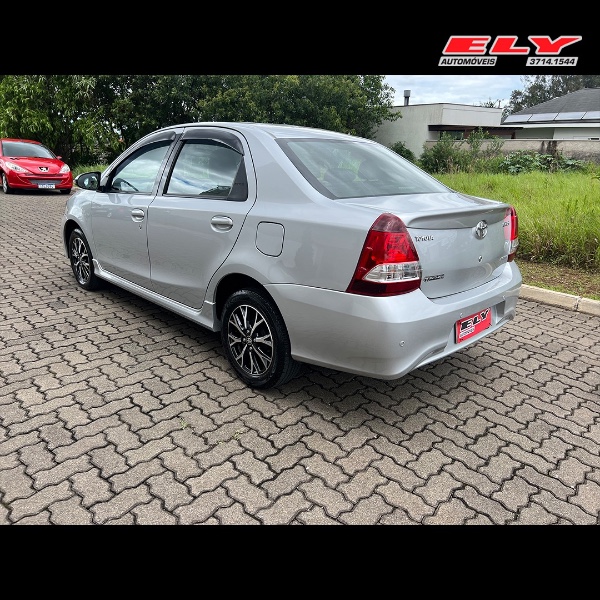 TOYOTA ETIOS 1.5 PLATINUM SEDAN 16V - 2018