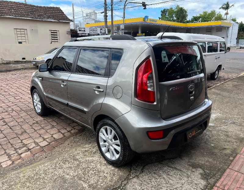 KIA SOUL EX 1.6 16V FLEX 2012/2013 AR MULTIMARCAS VENÂNCIO AIRES / Carros no Vale