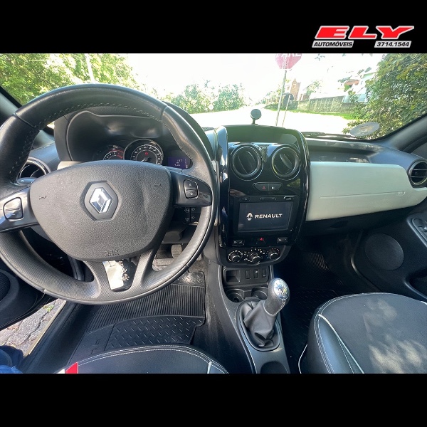 RENAULT DUSTER DYNAMIQUE 1.6 FLEX 16V MEC. 2017/2017 ELY AUTOMÓVEIS LAJEADO / Carros no Vale