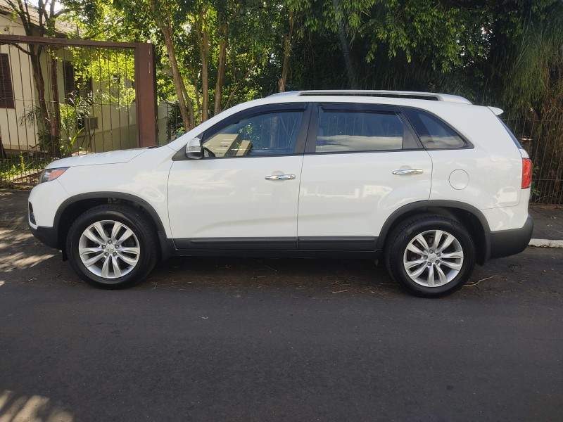 KIA SORENTO EX 2.4 - 2012