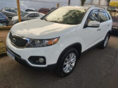 KIA SORENTO EX 2.4 2012/2012 ALTERNATIVA VEÍCULOS LAJEADO / Carros no Vale