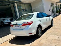 TOYOTA COROLLA XEI 2.0 2016/2017 SÉTIMA VEÍCULOS GUAPORÉ / Carros no Vale