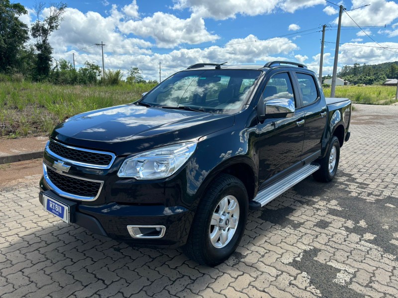 CHEVROLET S10 2.8 16V TURBO DIESEL LT CD 4X4 AUTOMÁTICO /2013 RT 811 VEÍCULOS ARROIO DO MEIO / Carros no Vale