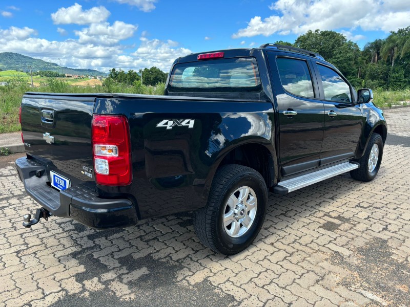 CHEVROLET S10 2.8 16V TURBO DIESEL LT CD 4X4 AUTOMÁTICO /2013 RT 811 VEÍCULOS ARROIO DO MEIO / Carros no Vale