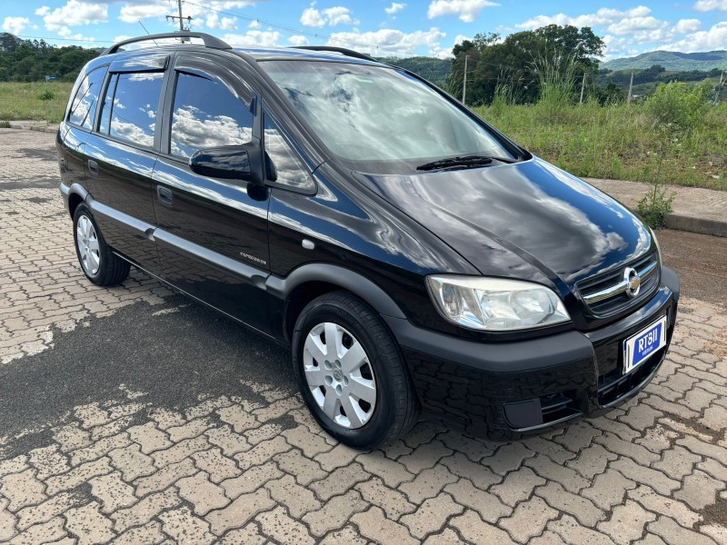 CHEVROLET ZAFIRA EXPRESSION 2.0 /2011 RT 811 VEÍCULOS ARROIO DO MEIO / Carros no Vale