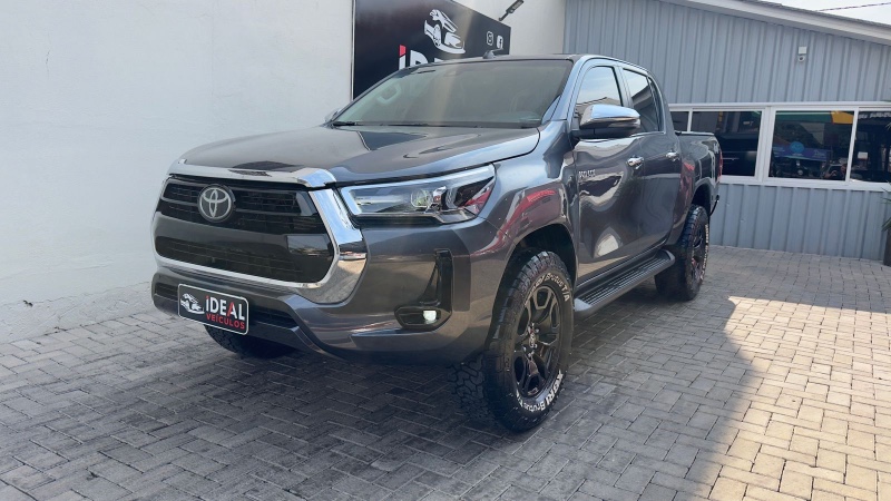 TOYOTA HILUX CABINE DUPLA HILUX CD SRX 4X4 2.8 TDI 16V DIESEL AUT. /2021 IDEAL VEÍCULOS LAJEADO / Carros no Vale