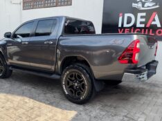 TOYOTA HILUX CABINE DUPLA HILUX CD SRX 4X4 2.8 TDI 16V DIESEL AUT. /2021 IDEAL VEÍCULOS LAJEADO / Carros no Vale