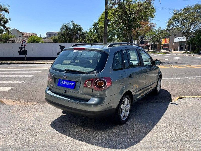 VOLKSWAGEN SPACEFOX 1.6/ 1.6 TREND TOTAL FLEX 8V 5P 2009/2010 LS MULTIMARCAS VENÂNCIO AIRES / Carros no Vale