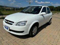 CHEVROLET CORSA CLASSIC /2016 RT 811 VEÍCULOS ARROIO DO MEIO / Carros no Vale