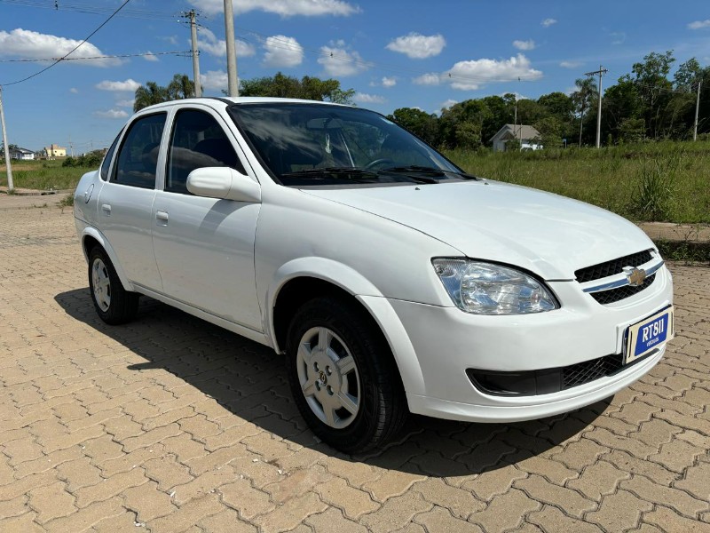 CHEVROLET CORSA CLASSIC /2016 RT 811 VEÍCULOS ARROIO DO MEIO / Carros no Vale