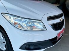 CHEVROLET ONIX 1.0 LT 2013/2014 JM AUTOMÓVEIS VENÂNCIO AIRES / Carros no Vale