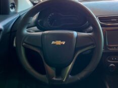 CHEVROLET ONIX 1.0 LT 2013/2014 JM AUTOMÓVEIS VENÂNCIO AIRES / Carros no Vale