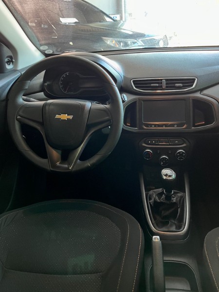 CHEVROLET ONIX 1.0 LT 2013/2014 JM AUTOMÓVEIS VENÂNCIO AIRES / Carros no Vale