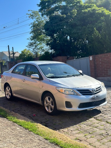 TOYOTA COROLLA 1.8 GLI 2012/2013 JM AUTOMÓVEIS VENÂNCIO AIRES / Carros no Vale