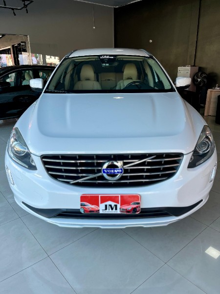 VOLVO XC 60 XC 60 2.0 T5 5P 2016/2016 JM AUTOMÓVEIS VENÂNCIO AIRES / Carros no Vale