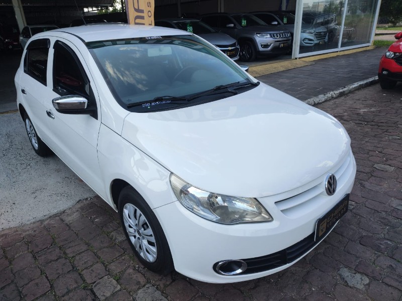 VOLKSWAGEN GOL 1.6 8V /2010 CHIMA VEÍCULOS VENÂNCIO AIRES / Carros no Vale