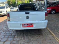 VOLKSWAGEN SAVEIRO 1.6 2004/2004 ELY AUTOMÓVEIS LAJEADO / Carros no Vale