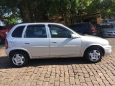 CHEVROLET CORSA 1.0 MILENIUM 2002/2002 COMPLETO VEÍCULOS GUAPORÉ / Carros no Vale