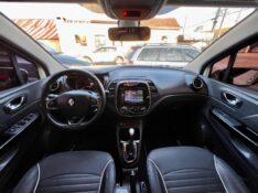 RENAULT CAPTUR 2.0 16V HI-FLEX INTENSE AUTOMÁTICO 2017/2018 AR MULTIMARCAS VENÂNCIO AIRES / Carros no Vale