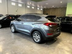 HYUNDAI TUCSON 1.6 GLS TURBO 2017/2018 M&C AUTOMÓVEIS CAXIAS DO SUL / Carros no Vale