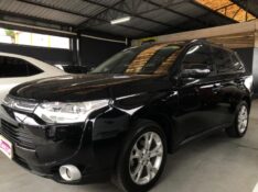 MITSUBISHI OUTLANDER 2.0 2015 2014/2015 SANCCAR VEÍCULOS SANTA CRUZ DO SUL / Carros no Vale