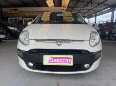 FIAT PUNTO 1.4 ATTRACTIVE 8V 2015/2016 SANCCAR VEÍCULOS SANTA CRUZ DO SUL / Carros no Vale