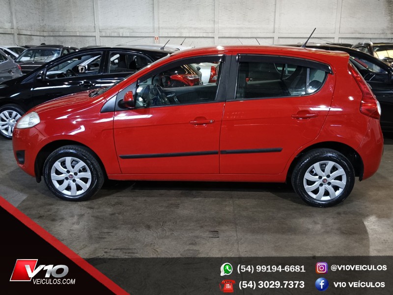 FIAT PALIO ATTRACTIVE 1.0 EVO FIRE FLEX 8V 5P 2013/2013 V10 VEÍCULOS CAXIAS DO SUL / Carros no Vale