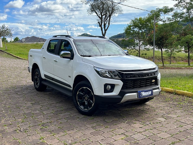 CHEVROLET S10 2.8 HIGH COUNTRY 4X4 CD 16V TURBO DIESEL 4P AUTOMÁTICO 2022/2023 BOSCO AUTOMÓVEIS GUAPORÉ / Carros no Vale